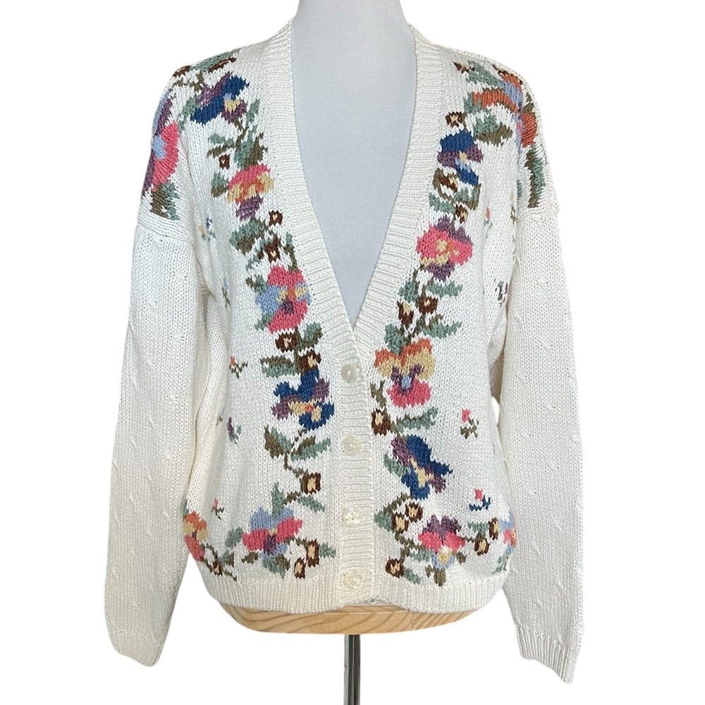 Vintage crochet knit floral button down sweater